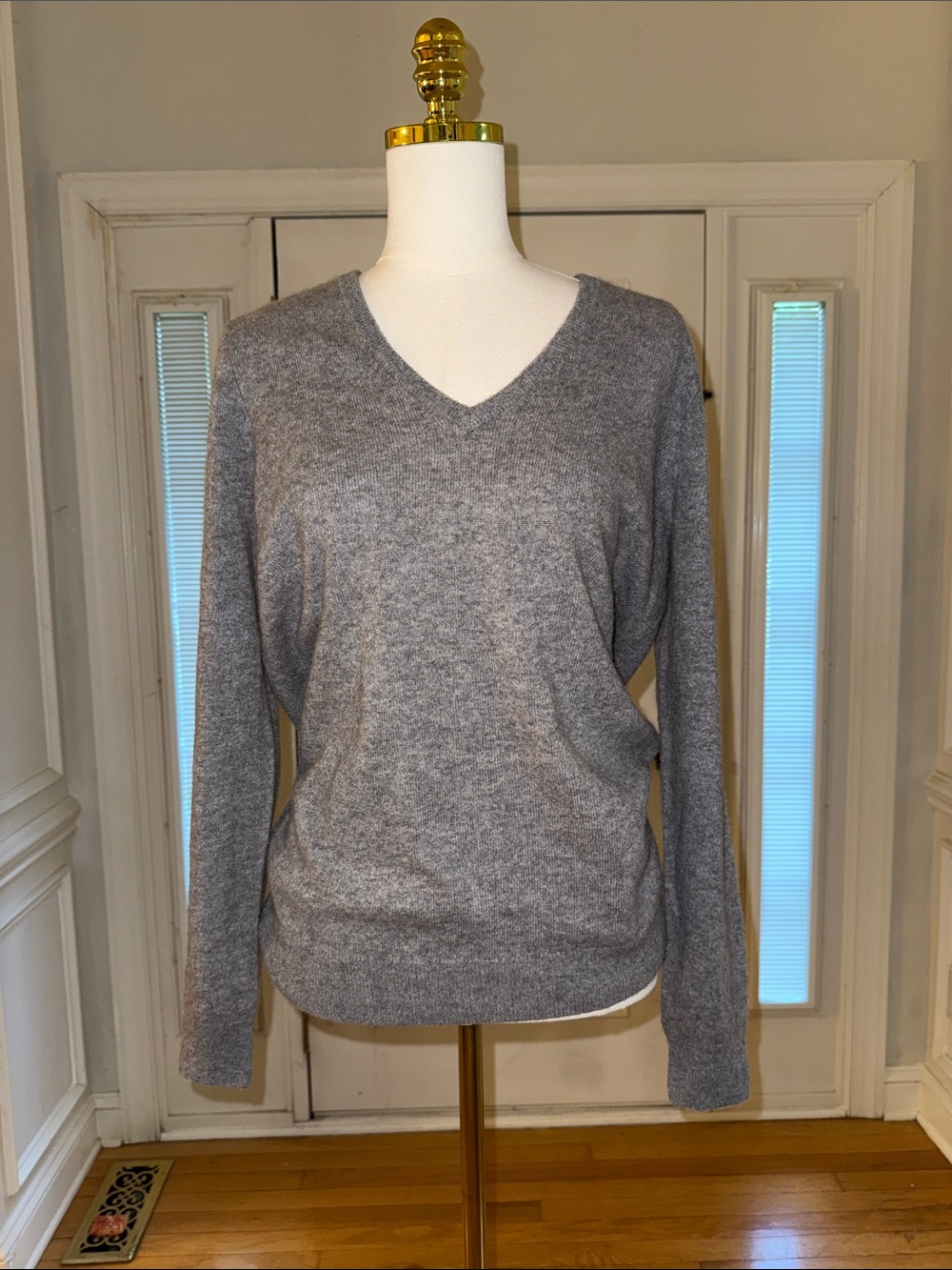 C by Bloomingdale’s Cashmere- Gray
